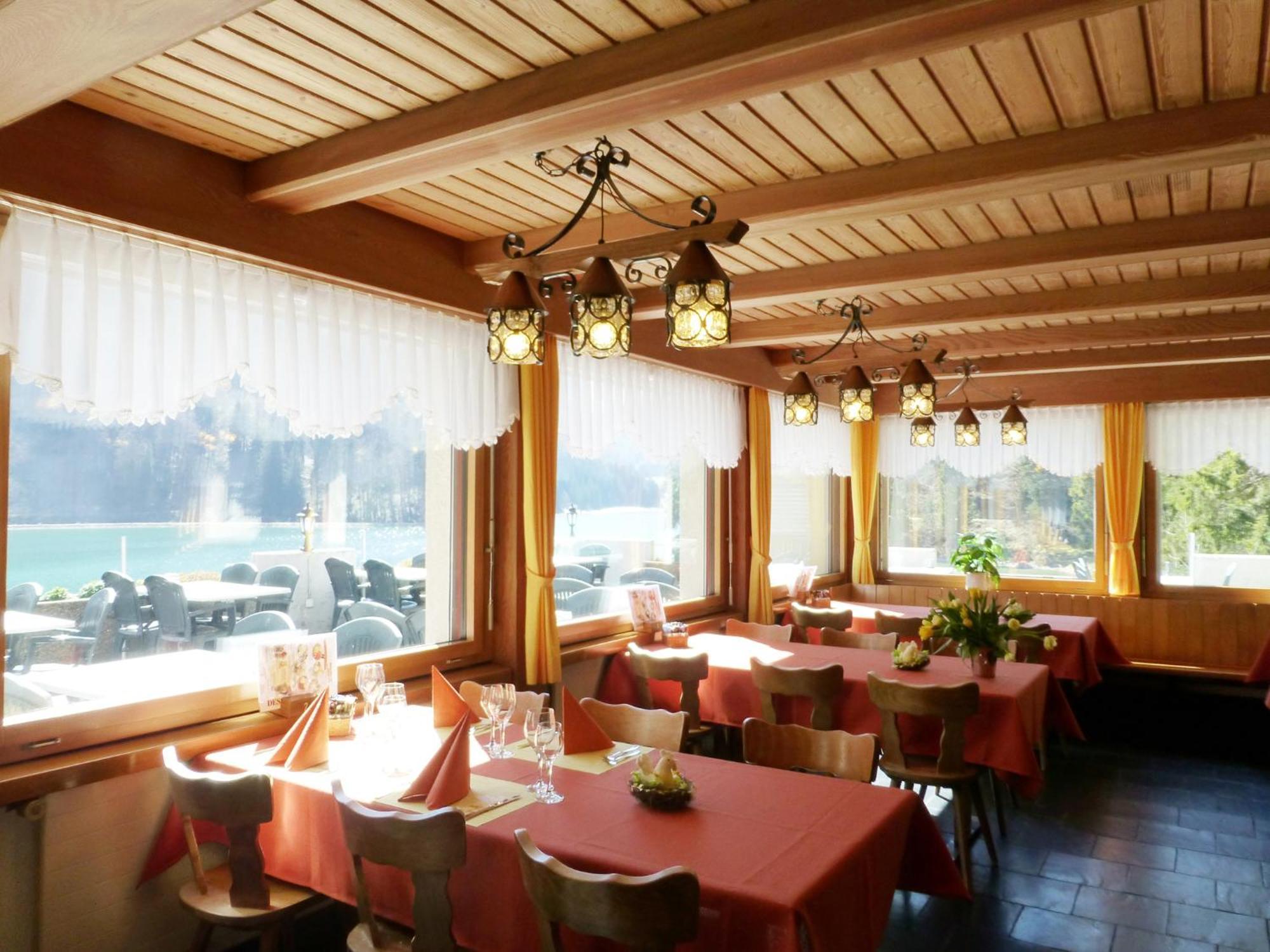 Berghotel Obersee Naefels Exterior photo