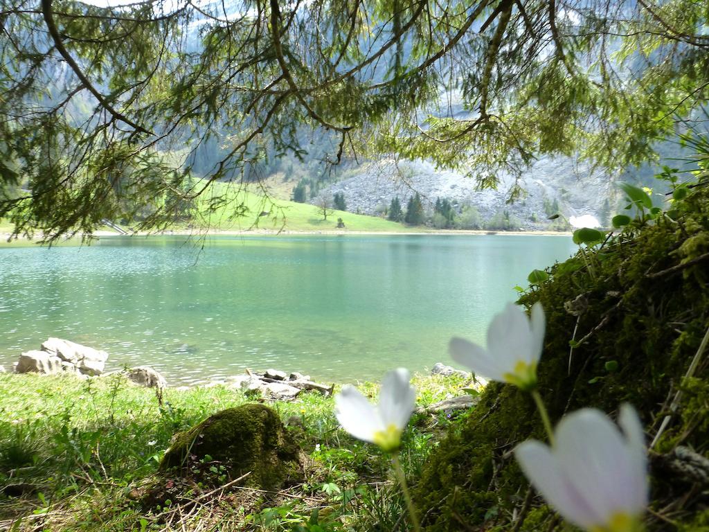 Berghotel Obersee Naefels Exterior photo